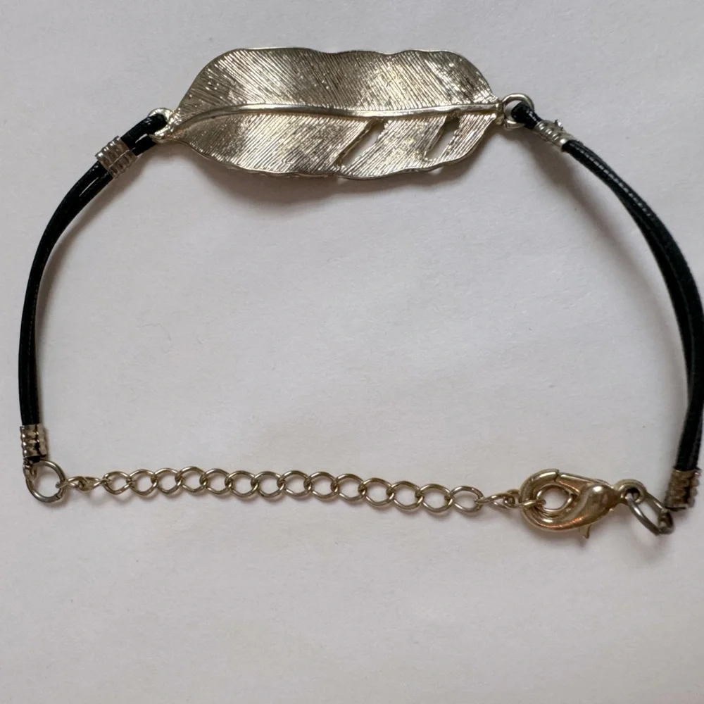 Gold Charm Bracelet Gold Feather Leaf Pendant Black Cord Metal…